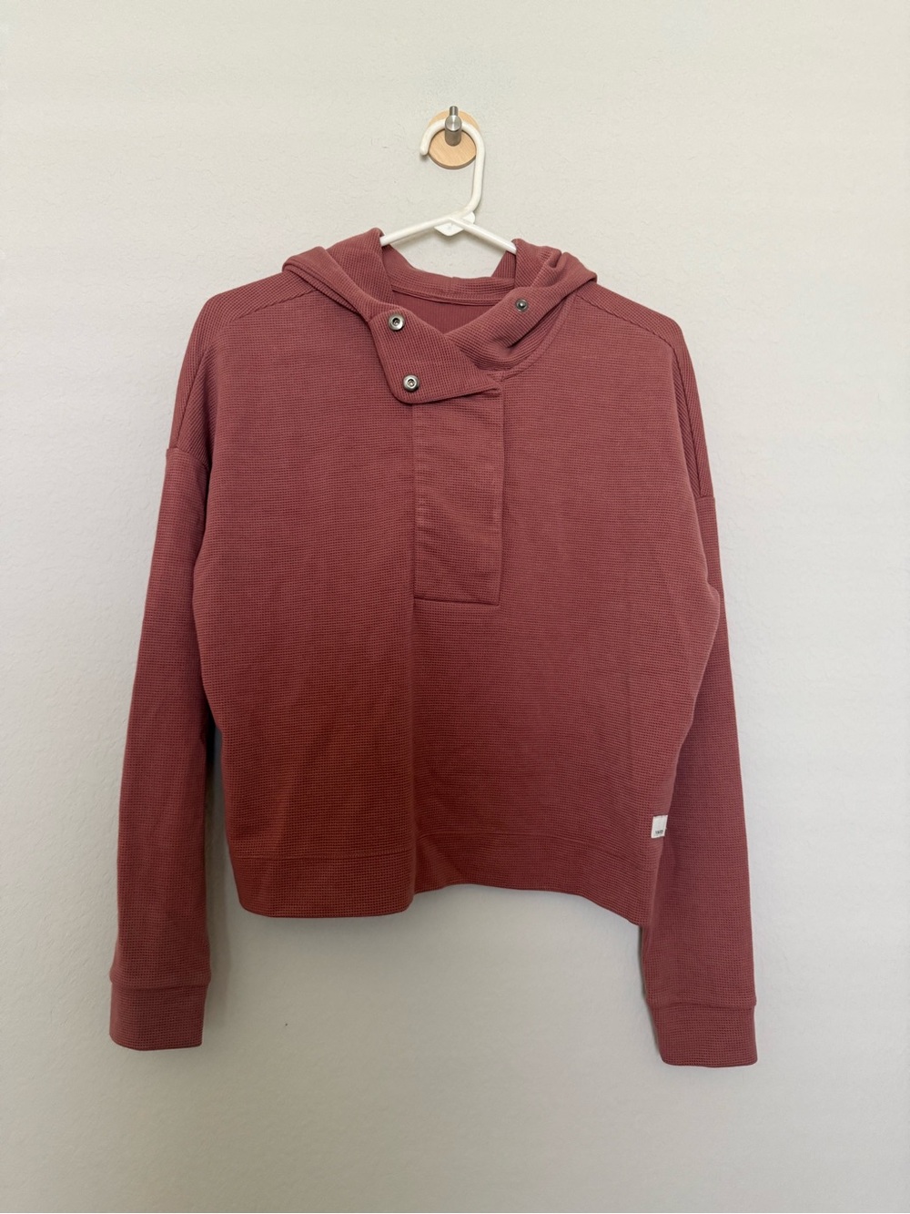 Vuori Dusty Rose Hooded Crew Sweatshirt